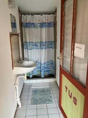Fahaz Motel Обадсоловк Екстер'єр фото